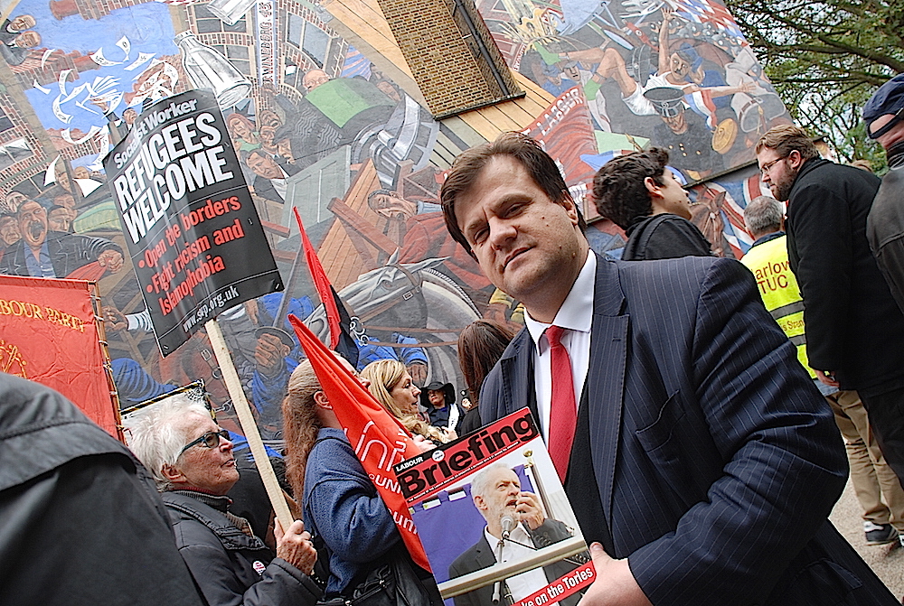 LabourBriefing IMG_2405 DSC_6751